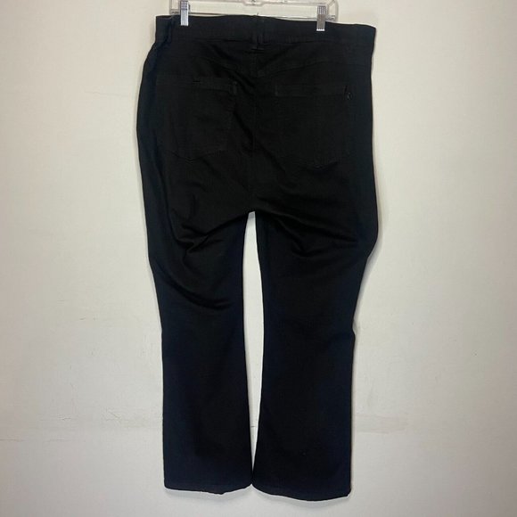 Democracy Black Boot Cut Jeans - Picture 2 of 9